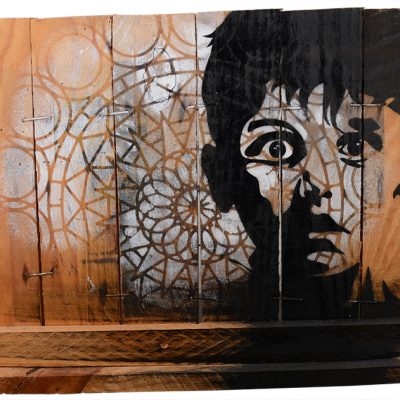 Stencil Art Raumdekoration aus Holz ´Der Junge, der niemals schläft`